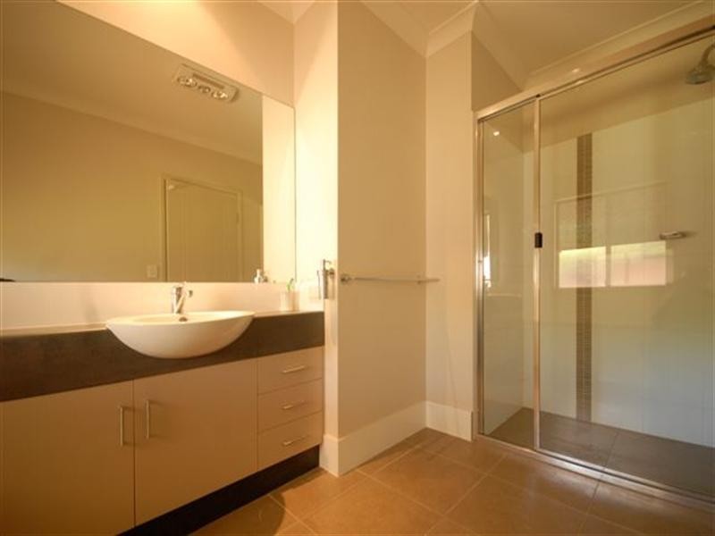 19 Bogong Court, Highfields QLD 4352