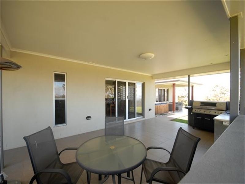 19 Bogong Court, Highfields QLD 4352