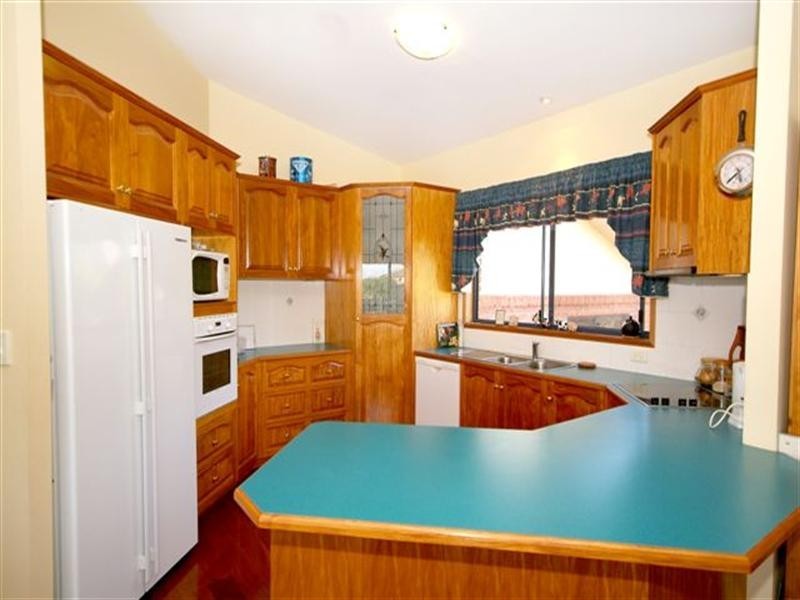 6 High Street, Highfields QLD 4352