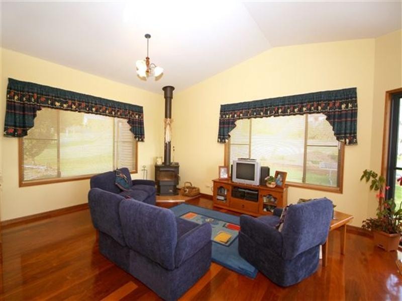 6 High Street, Highfields QLD 4352