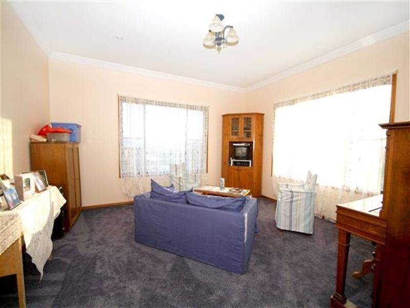 6 High Street, Highfields QLD 4352