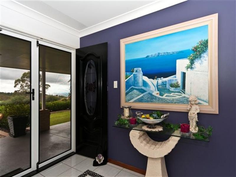 1 Hull Court, Highfields QLD 4352