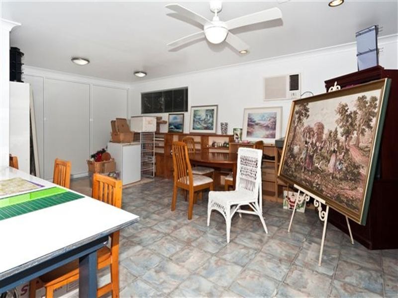 1 Hull Court, Highfields QLD 4352