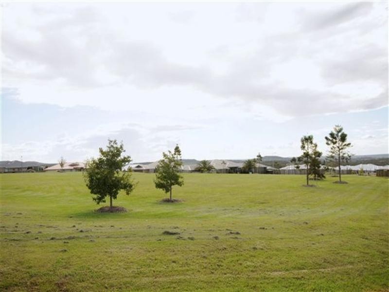 19 Kalimna Drive, Highfields QLD 4352