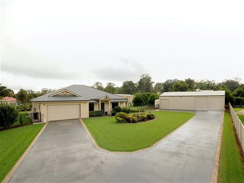 12 Powell Court, Highfields QLD 4352