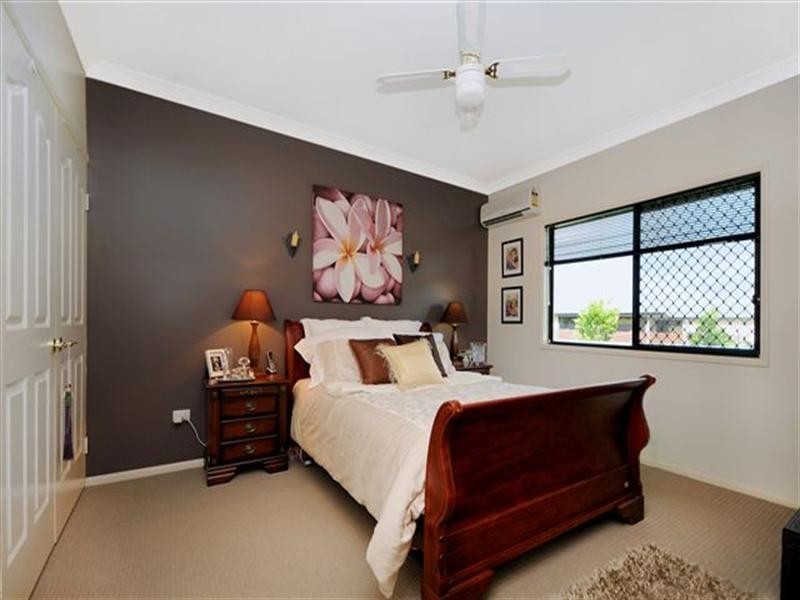 12 Powell Court, Highfields QLD 4352