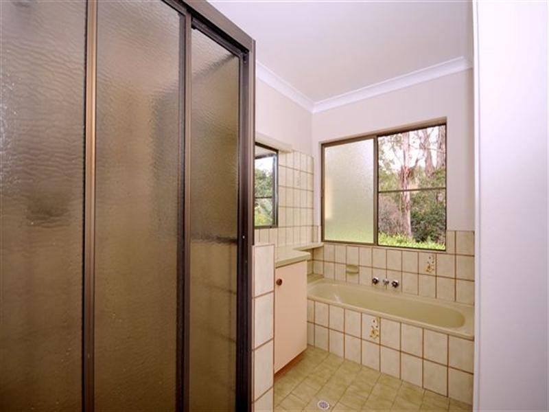 2124 Murphys Creek Road, Blue Mountain Heights QLD 4350