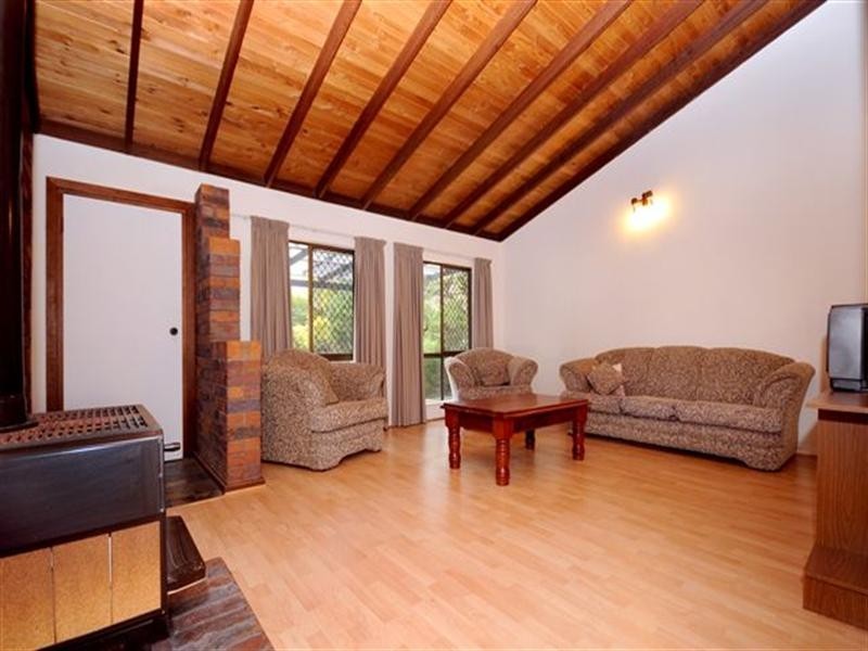 2124 Murphys Creek Road, Blue Mountain Heights QLD 4350