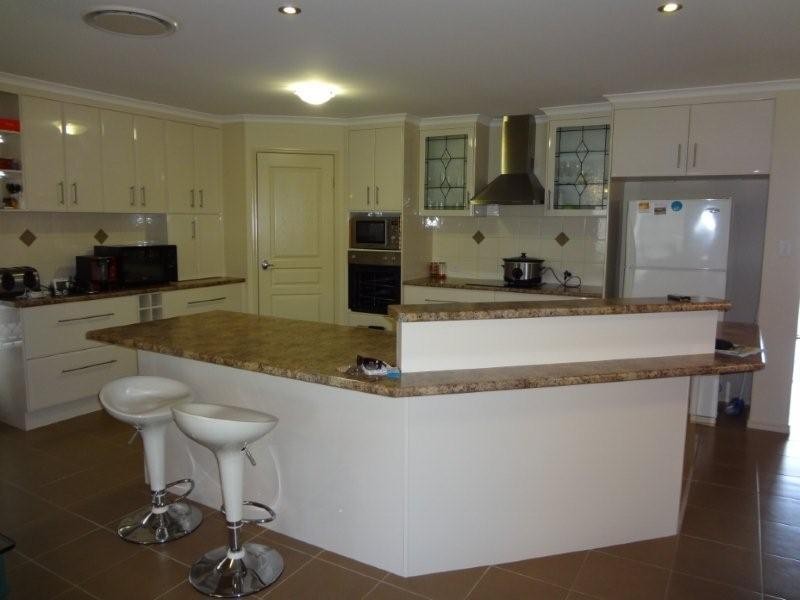 8 Susie Court, Highfields QLD 4352