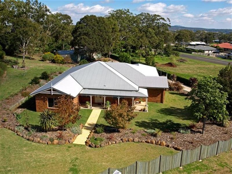 23 Lynne Court, Highfields QLD 4352