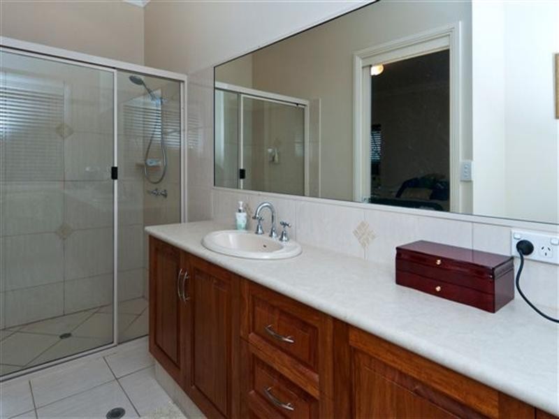 23 Lynne Court, Highfields QLD 4352