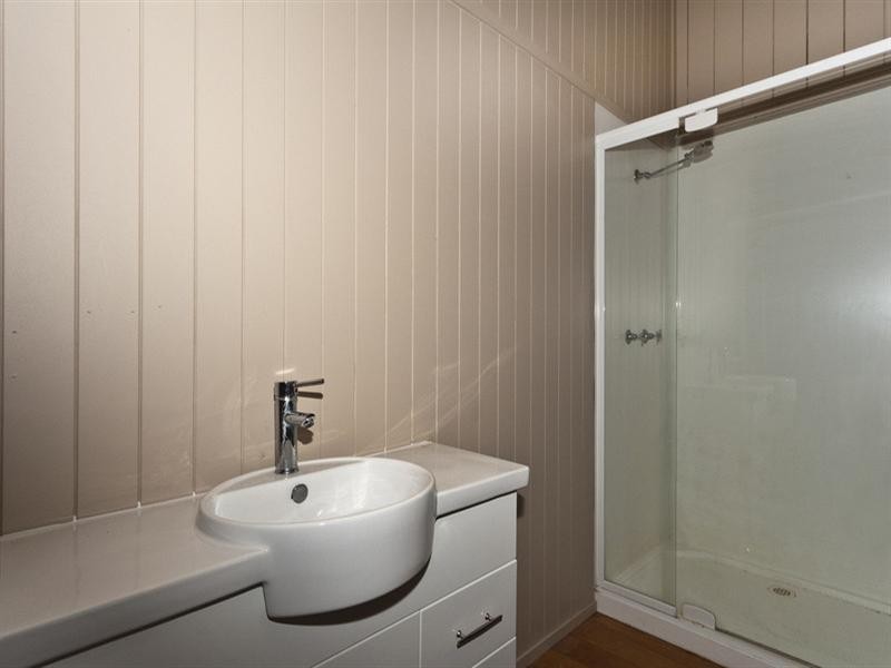 25 Rowland Court, Gowrie Mountain QLD 4350