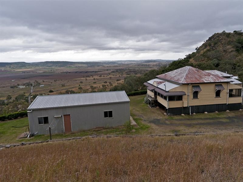 25 Rowland Court, Gowrie Mountain QLD 4350