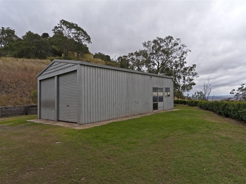 25 Rowland Court, Gowrie Mountain QLD 4350
