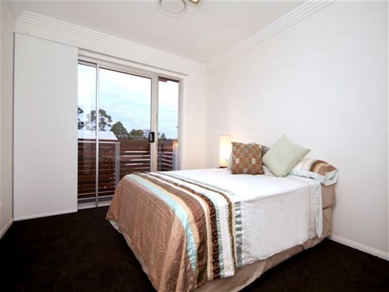 8 Finlay Parade, Highfields QLD 4352