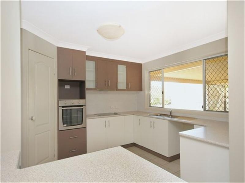 1 Angus Street, Highfields QLD 4352