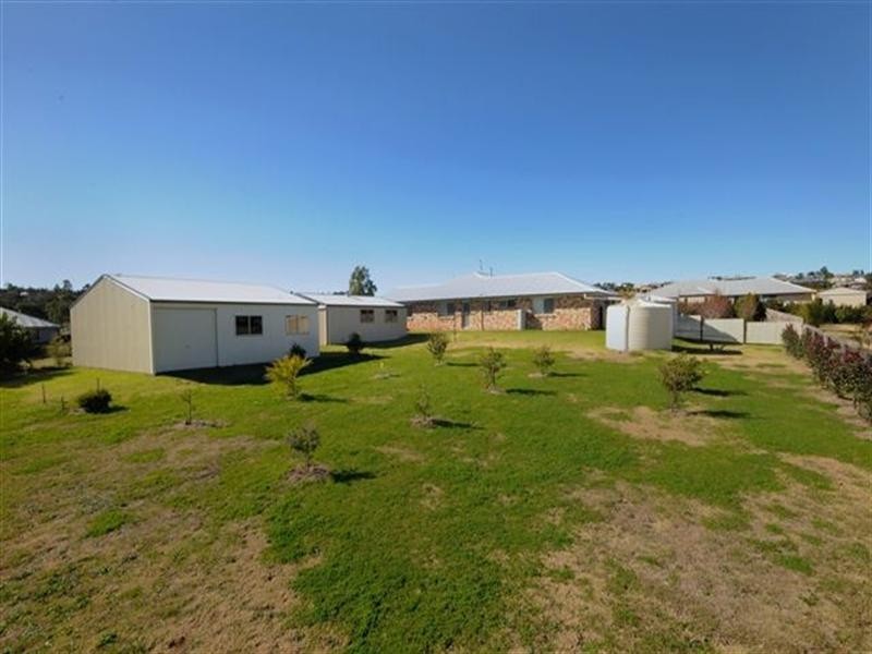 1 Angus Street, Highfields QLD 4352