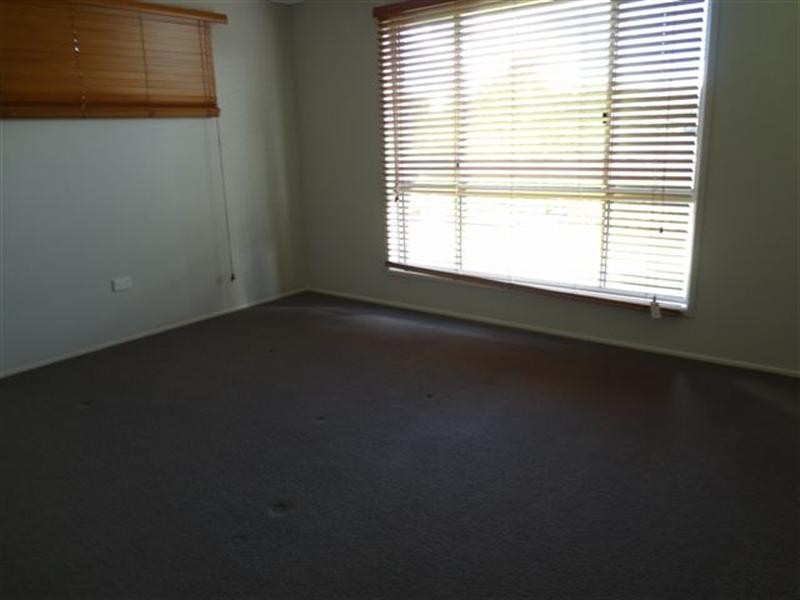 1 Angus Street, Highfields QLD 4352