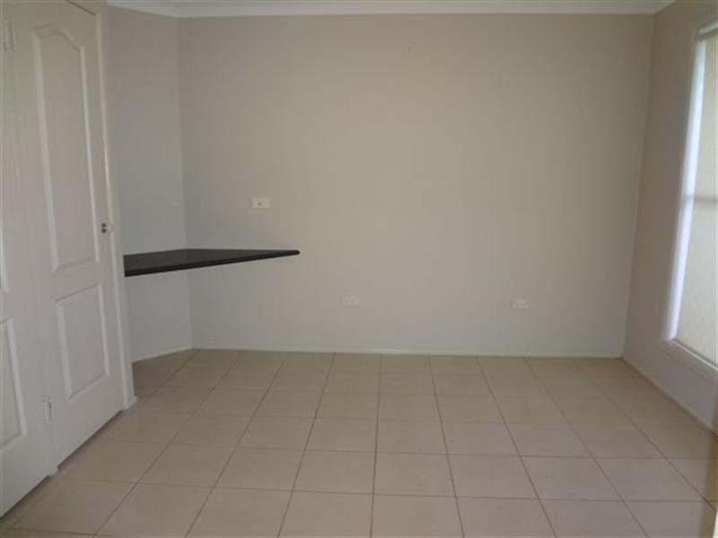 1 Angus Street, Highfields QLD 4352