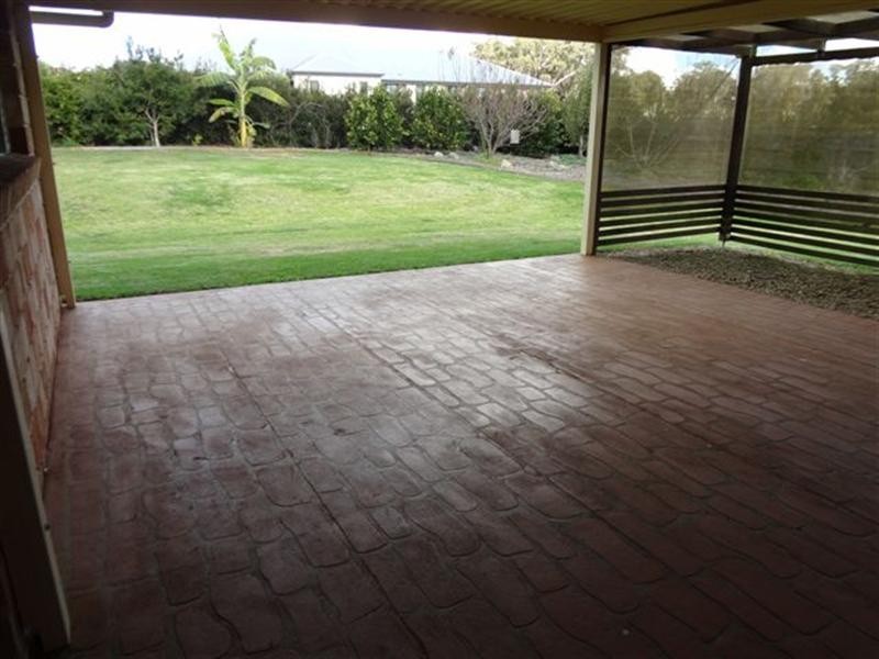 1 Angus Street, Highfields QLD 4352