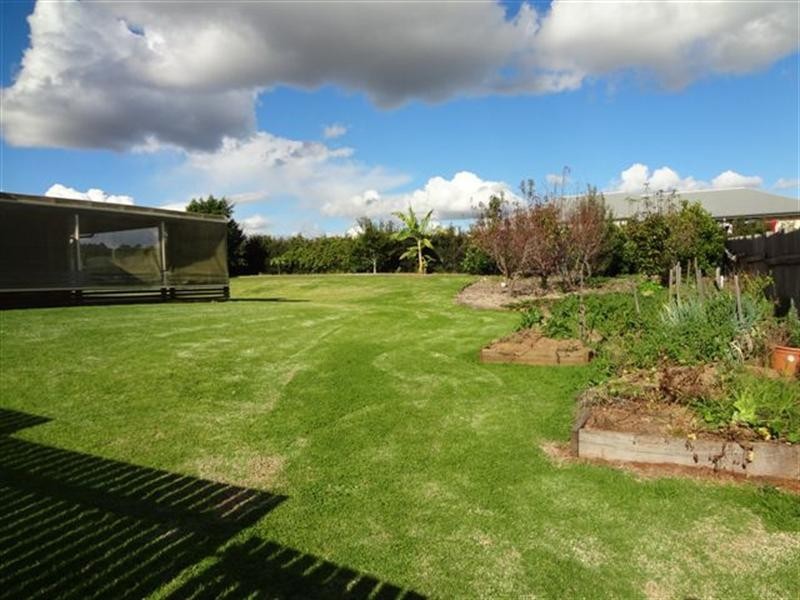 1 Angus Street, Highfields QLD 4352