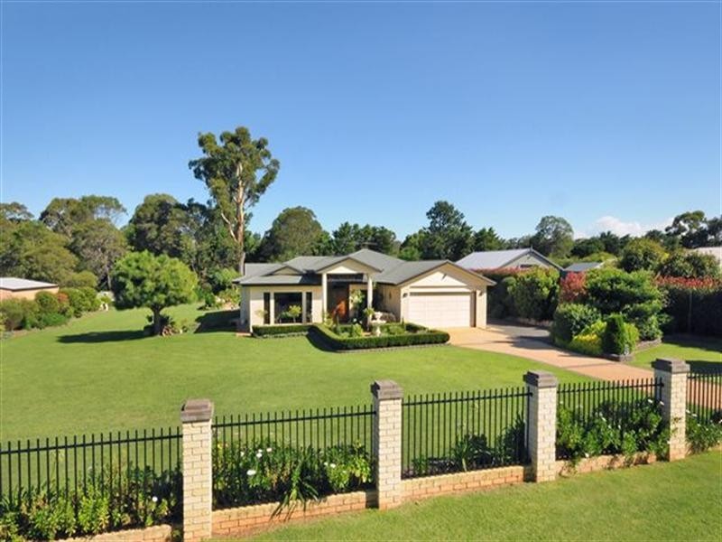 3 Andersson Court, Highfields QLD 4352