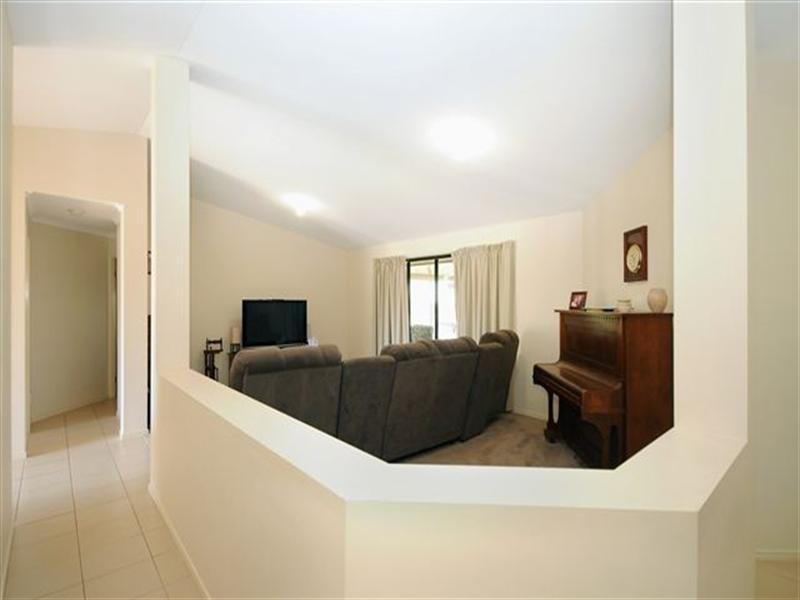 49 Palmer Drive, Highfields QLD 4352