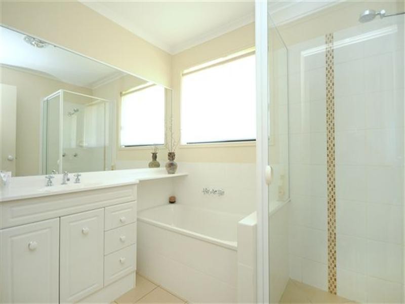 49 Palmer Drive, Highfields QLD 4352