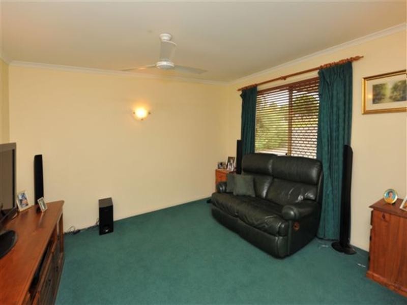 16 Melric Court, Cabarlah QLD 4352