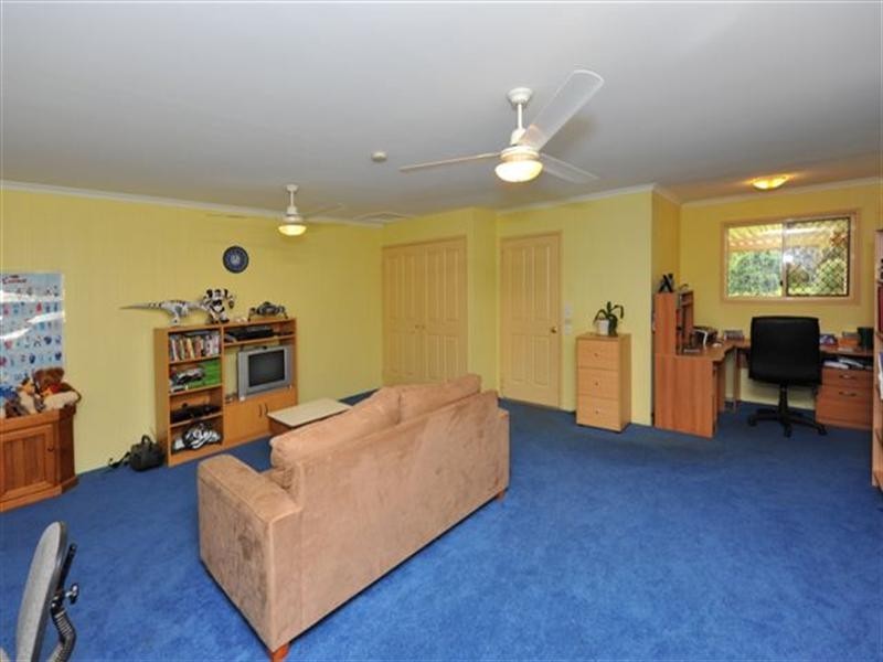 16 Melric Court, Cabarlah QLD 4352