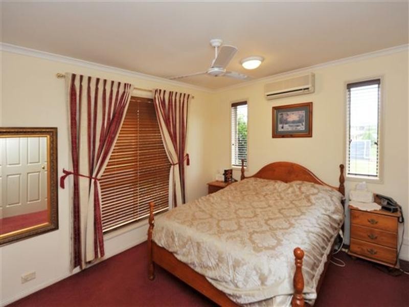 16 Melric Court, Cabarlah QLD 4352