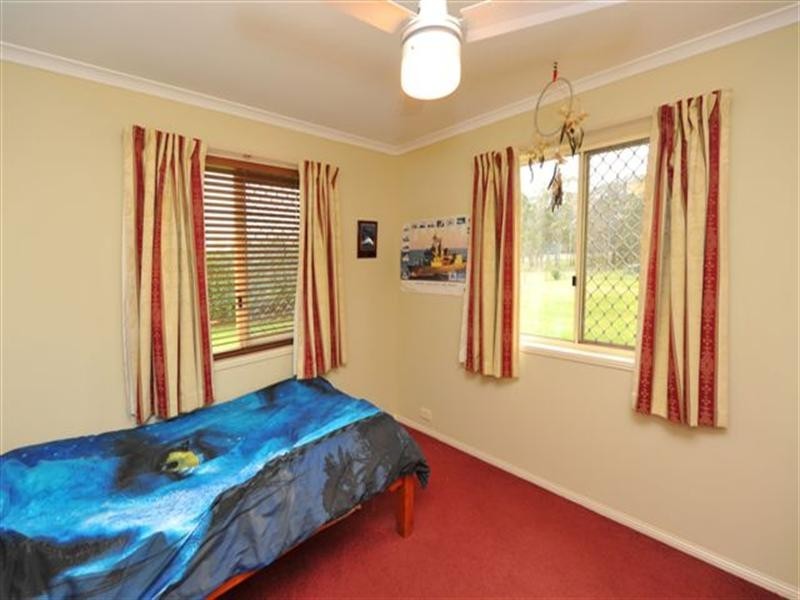 16 Melric Court, Cabarlah QLD 4352