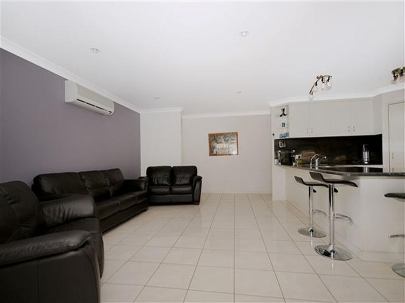 4 Clara Street, Highfields QLD 4352