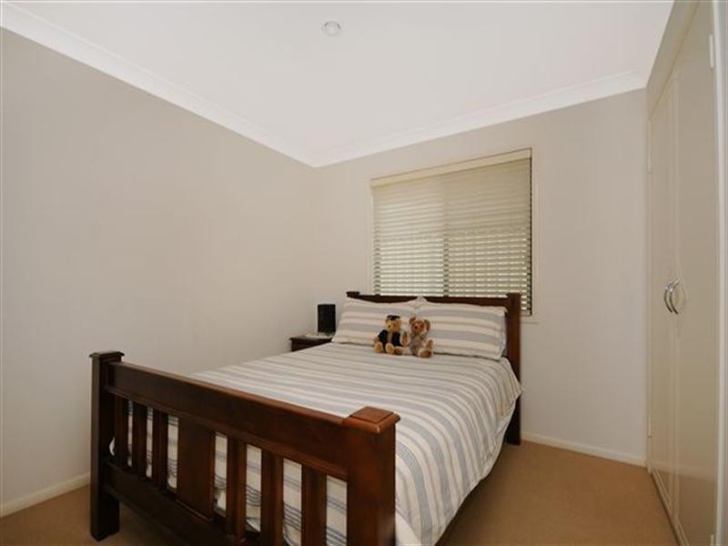 4 Clara Street, Highfields QLD 4352