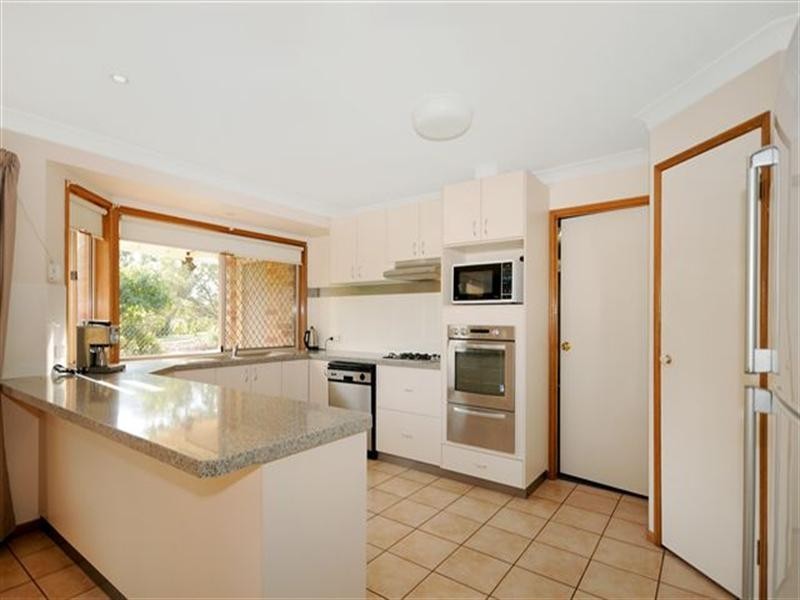 6 Sundowner Court, Highfields QLD 4352