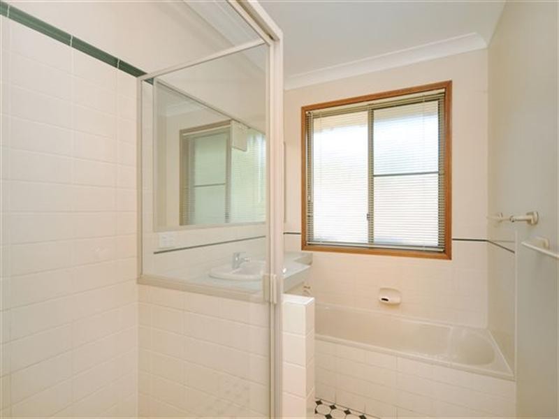 6 Sundowner Court, Highfields QLD 4352