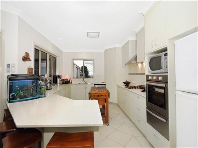 3 Horizon Court, Highfields QLD 4352