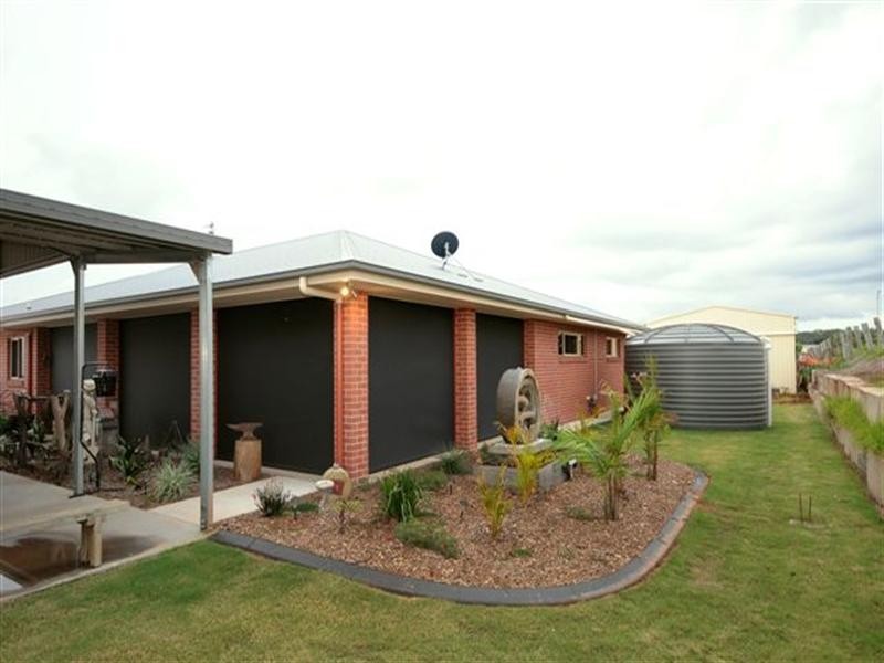 3 Horizon Court, Highfields QLD 4352