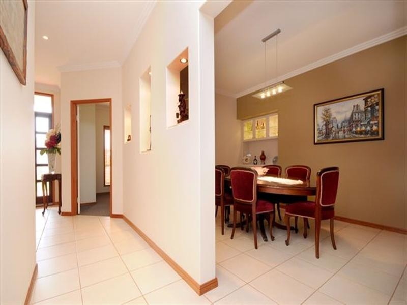 10 Dunbar Court, Highfields QLD 4352