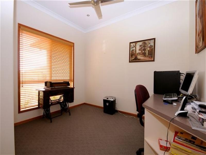 10 Dunbar Court, Highfields QLD 4352