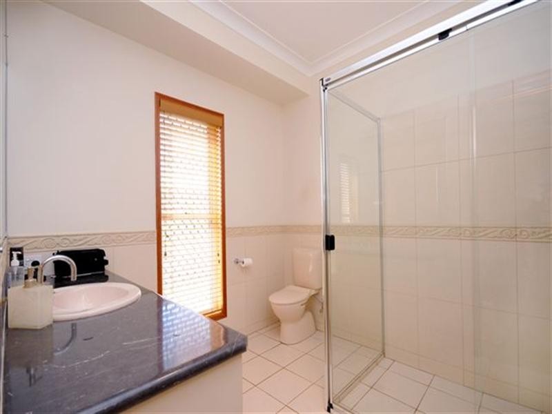 10 Dunbar Court, Highfields QLD 4352