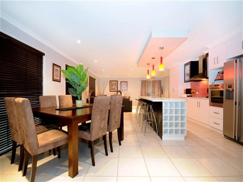 34 Smythe Drive, Highfields QLD 4352