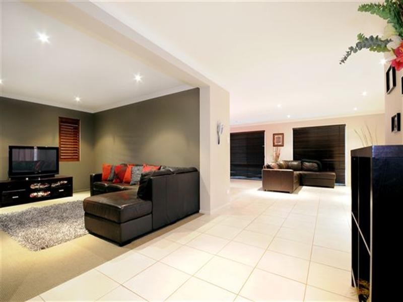 34 Smythe Drive, Highfields QLD 4352