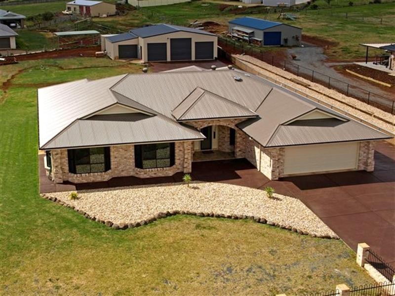 134 Harch Road, Highfields QLD 4352
