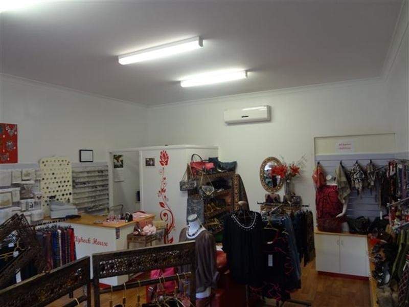 Shop 2 Abbie Lane, Highfields QLD 4352