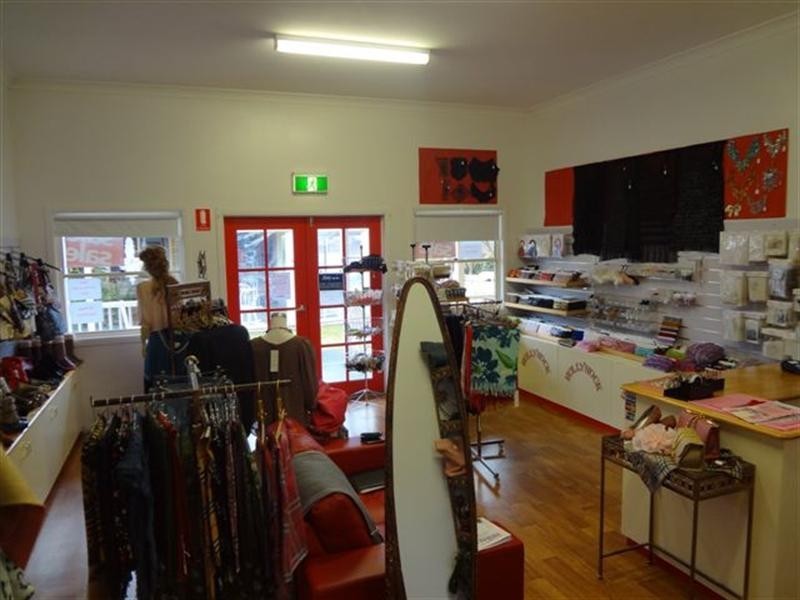Shop 2 Abbie Lane, Highfields QLD 4352