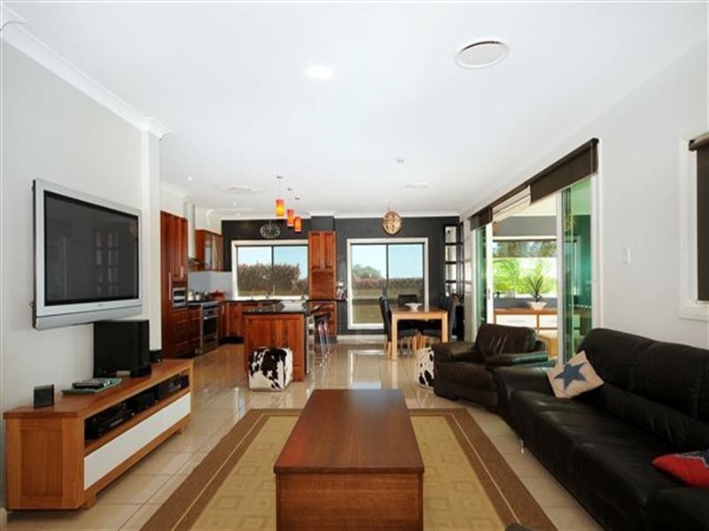 36 Mather Street, Highfields QLD 4352