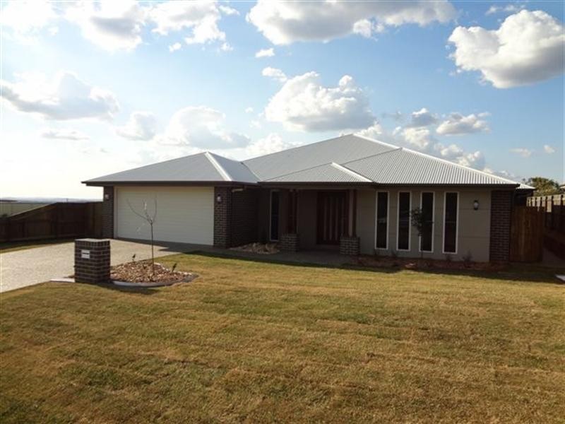 40 Honeyeater Drive, Highfields QLD 4352