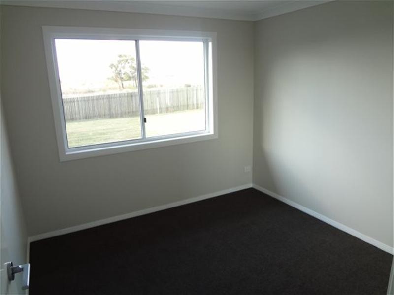 40 Honeyeater Drive, Highfields QLD 4352