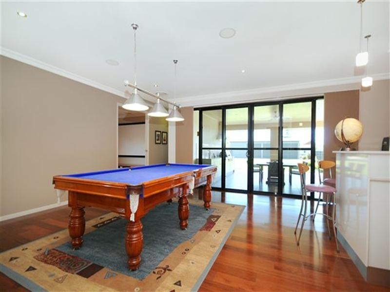 4 Arcadia Court, Highfields QLD 4352